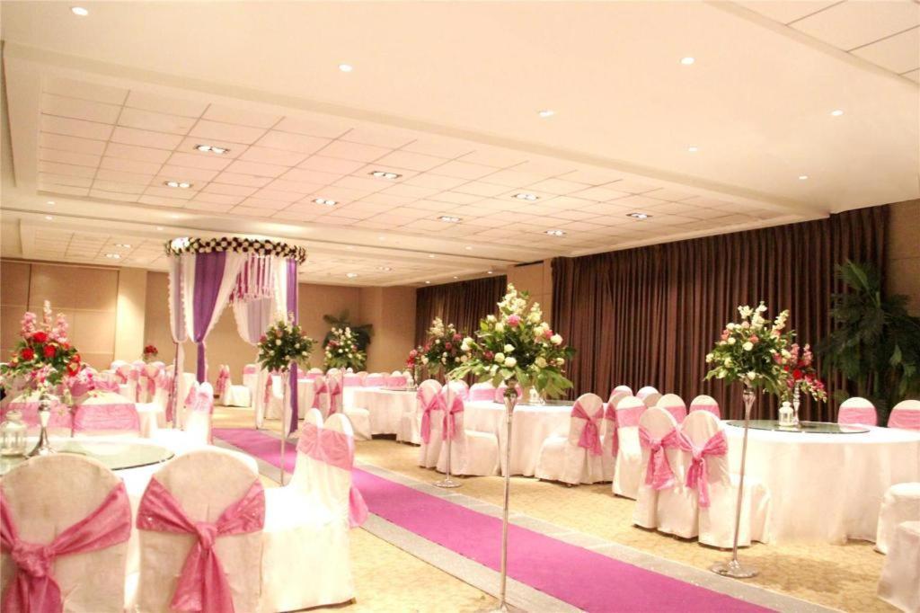 Shenyang Haiyun Jinjiang International Hotel Esterno foto